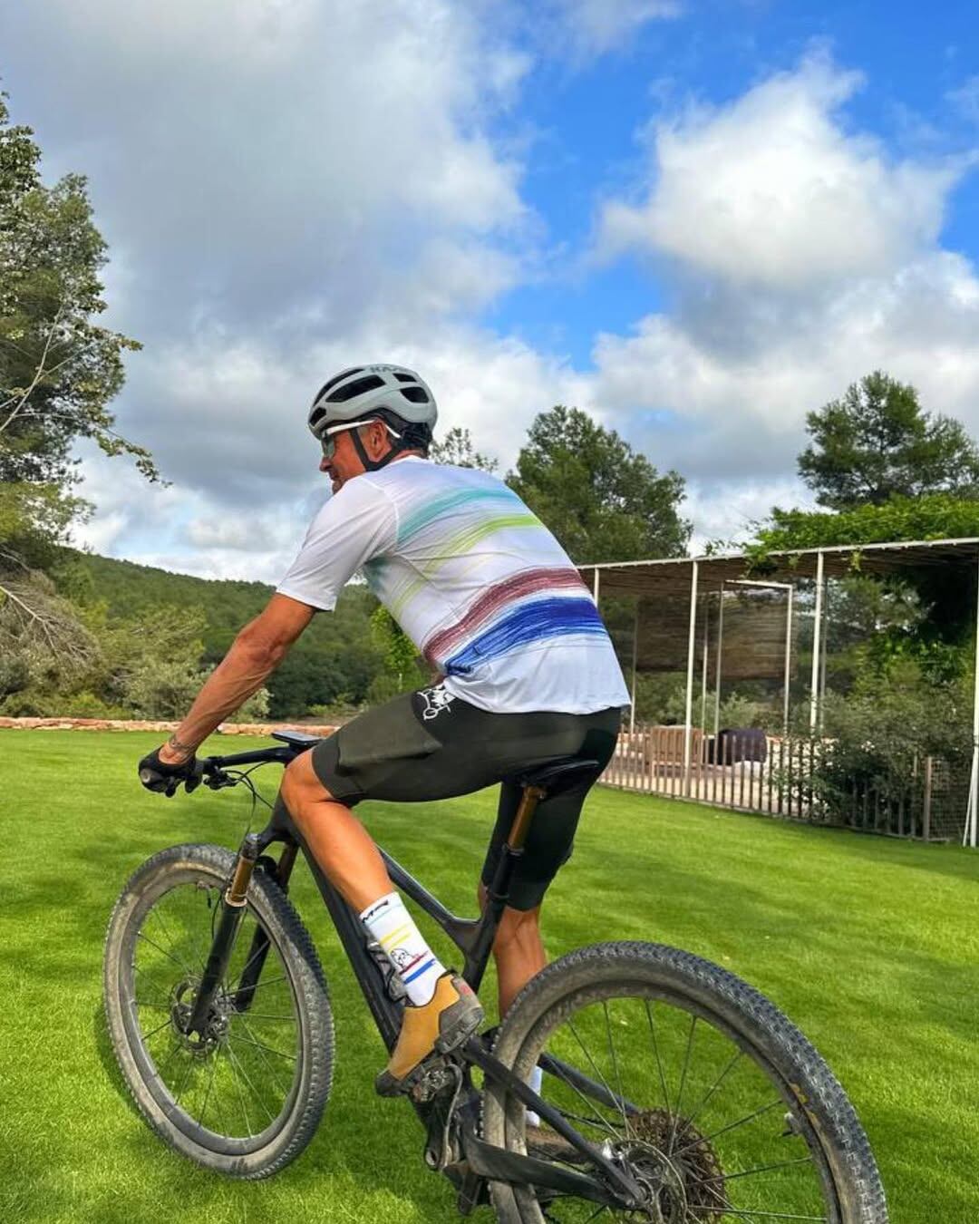 El técnico del PSG Luis Enrique deberá ser operado, por una fractura en la clavícula. Instagram Luis Enrique.