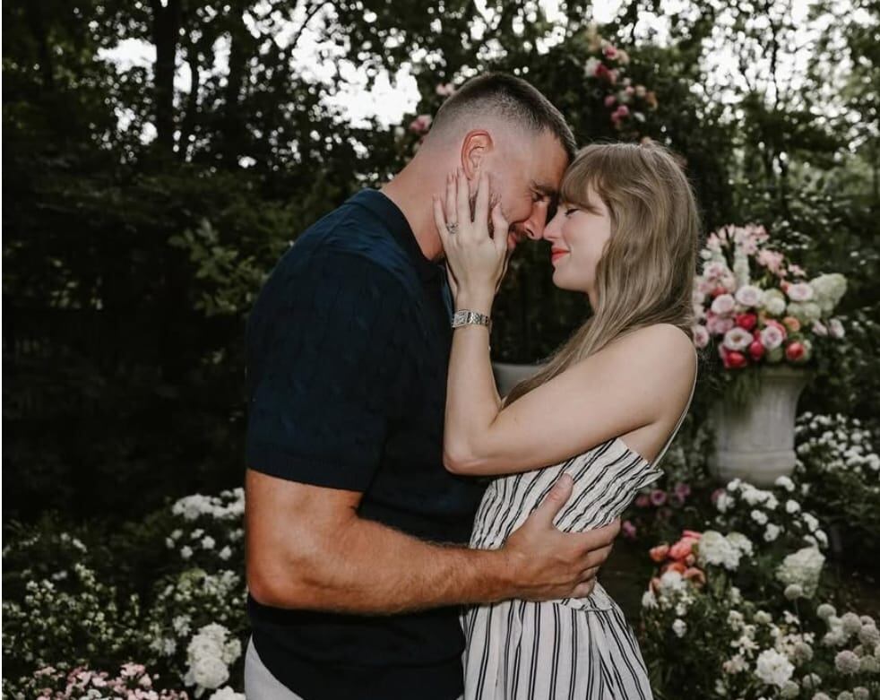 Taylor Swift Travis Kelce