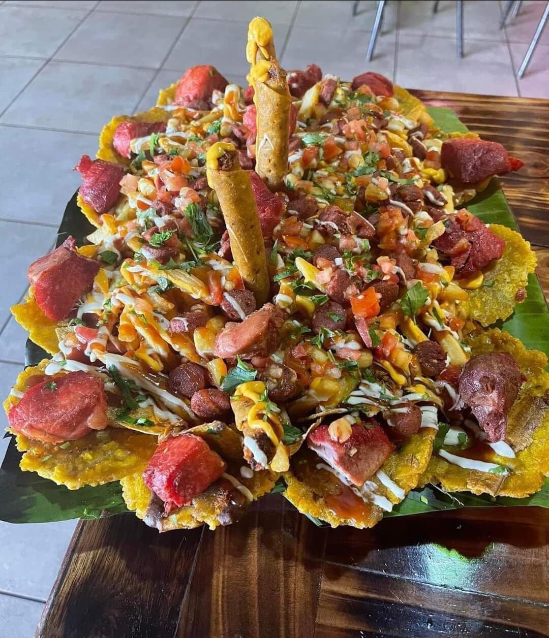 Big Boy es un restaurante que se ubica en Pococí y se especializa en platos surtidos de gran tamaño. Cortesía.