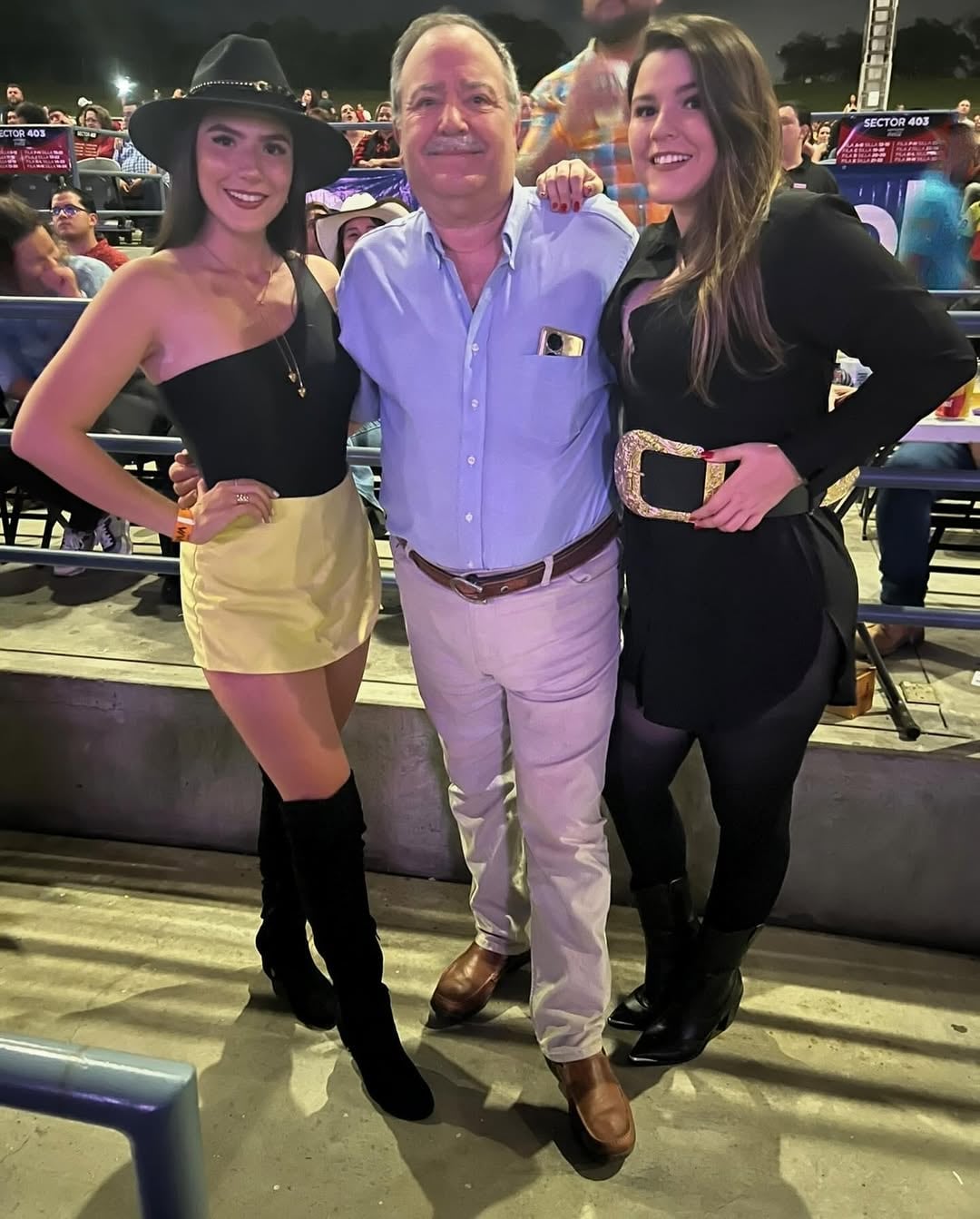 Chef Viviana Muñoz, de Viviana en tu cocina, junto a sus hijas Bárbara y Daniela.