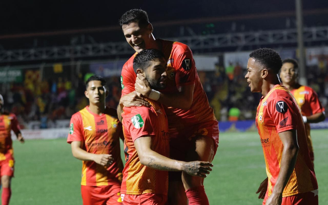 Everardo Rubio logró abrir el marcador a favor de Herediano contra el Saprissa. Fotografía: Mayela López
