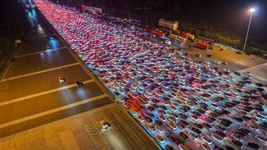 ¿Qué provocó el gigantesco atasco de 10 millones de autos en China?