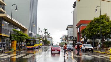 Costa Rica en alerta verde por fuertes vientos, lluvias y mar picado, ¿hasta cuándo?