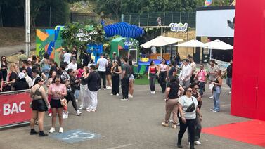 Amigas se arriesgan para disfrutar de Picnic 2025 y la experiencia de un festival único