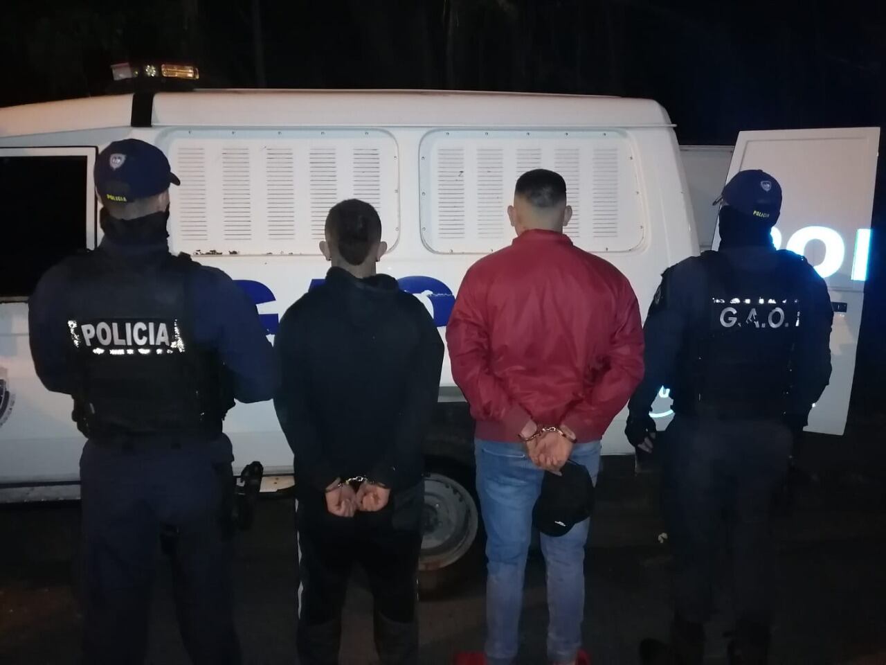 Ambos sujetos cuentan con amplios expedientes delictivos. Foto MSP.