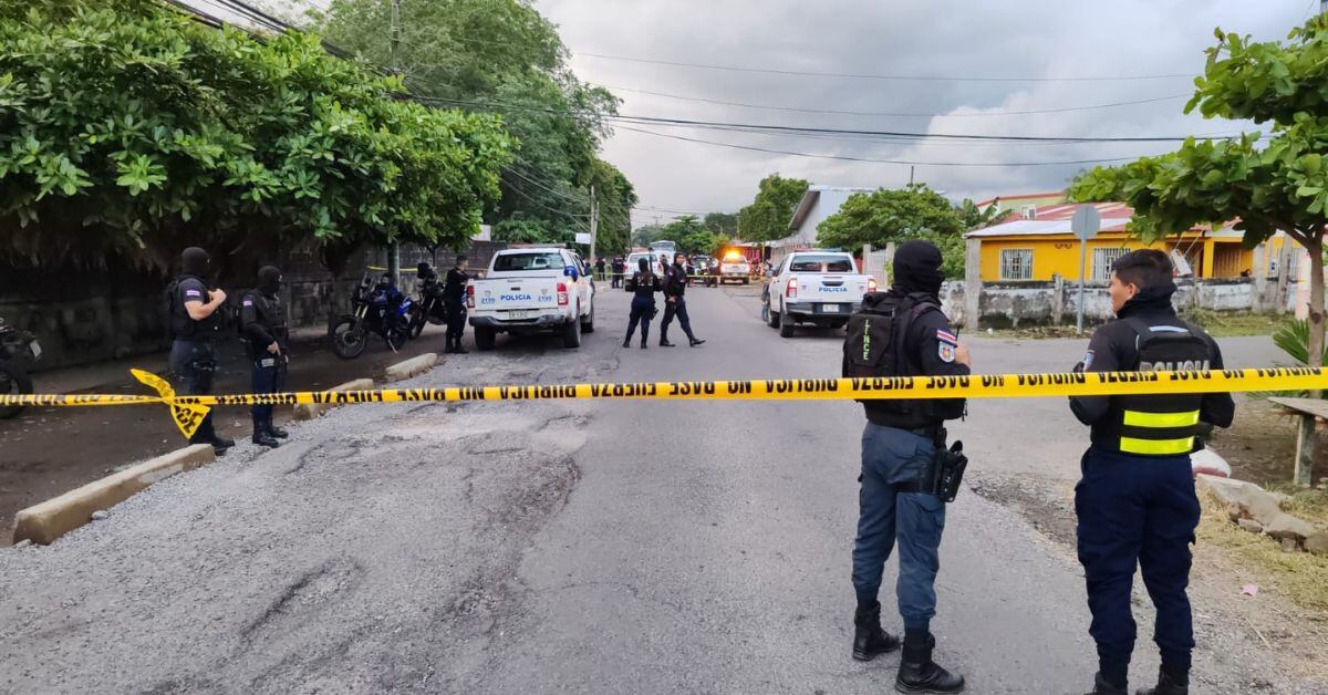 Los hechos ocurrieron la tarde de este lunes en Fray Casiano, en Chacarita, Puntarenas. (Foto: suministrada por Andrés Garita, corresponsal GN)