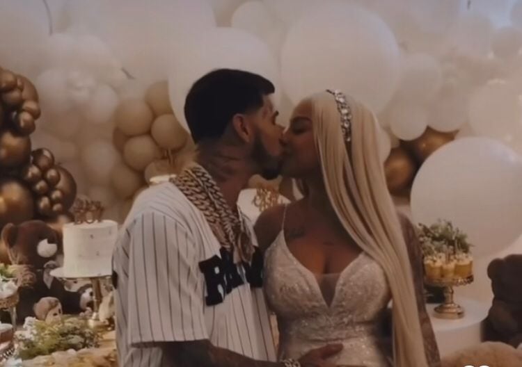 Anuel AA y Yailín la Más Viral anunciaron que serán papás de una niña. Foto Instragram