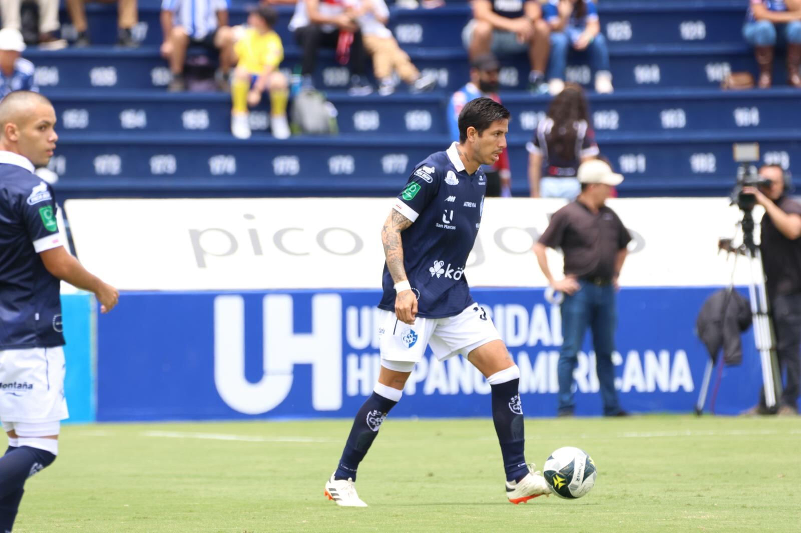 Cartaginés - Santos, estadio Fello Meza