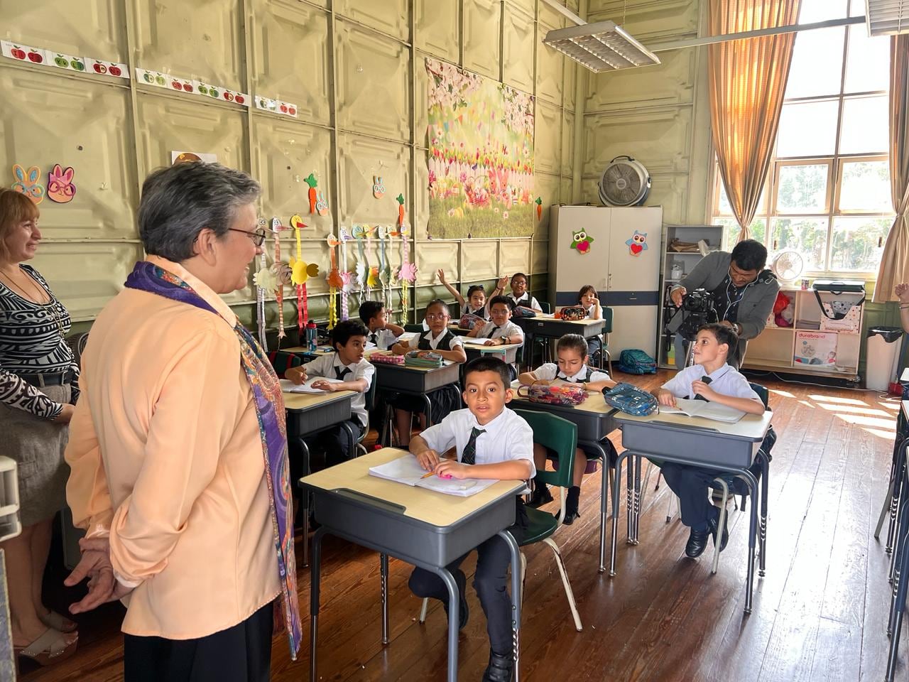 Este viernes 17 de mayo del 2024, más de un millón de estudiantes del país ejercerán el derecho al voto en las elecciones estudiantiles 2024. La Escuela Buenaventura Corrales de San José fue un ejemplo.