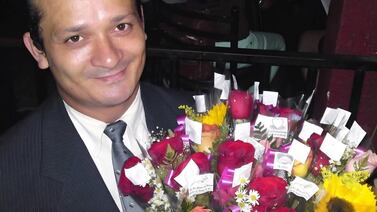 Cupido, un conocido vendedor de flores, fue asesinado cruelmente por hombre que le habría exigido que le diera dinero