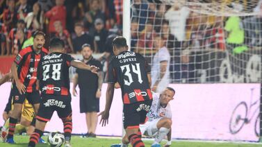 ¡A lo Machillo Ramírez! Alajuelense sigue soñando con la 31 tras vencer a Puntarenas
