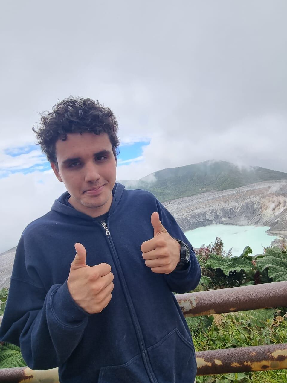 Pablo Quirós es un joven de 21 años, con Trastorno de Espectro Autista. Hace un mes logró conseguir el trabajo de sus sueños.