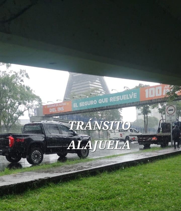 Mauricio Hoffmann y el decomiso de su vehículo por parte de la Policía de Tránsito en La Sabana.