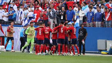 Medio hondureño se puso a sacar pecho con un recuerdo sobre Costa Rica y más bien le llovió