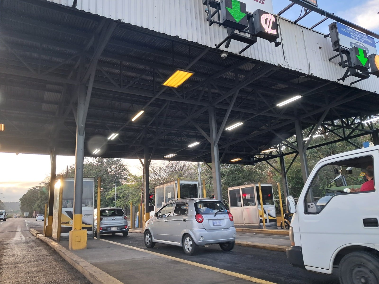El MOPT suspenderá el pago de la tarifa de peaje en la estación de Cartago por motivo de la romería.