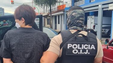 Dueño de tiendas SYR acepta condena de 4 años por caso de humillante golpiza a empleadas