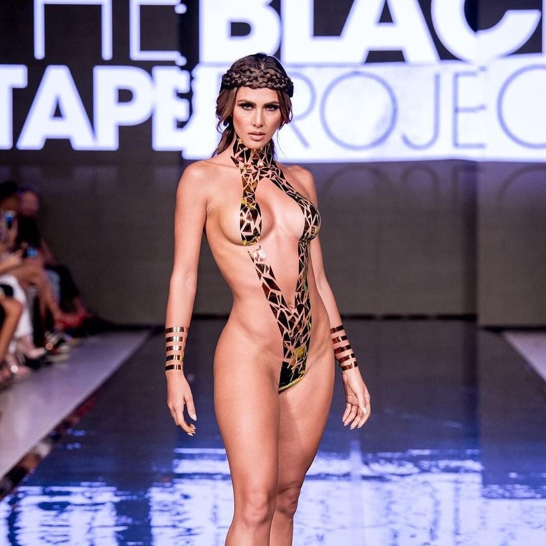 La espectacular modelo Karina Ramos