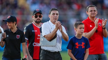 Ídolo manudo es claro sobre los refuerzos que Alajuelense debe buscar para el 2026