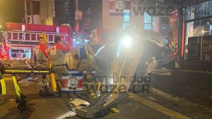 Un accidente de tránsito en Pirro de Heredia cobró la vida de una persona, la madrugada del miércoles 21 de octubre del 2026. Foto: Waze
