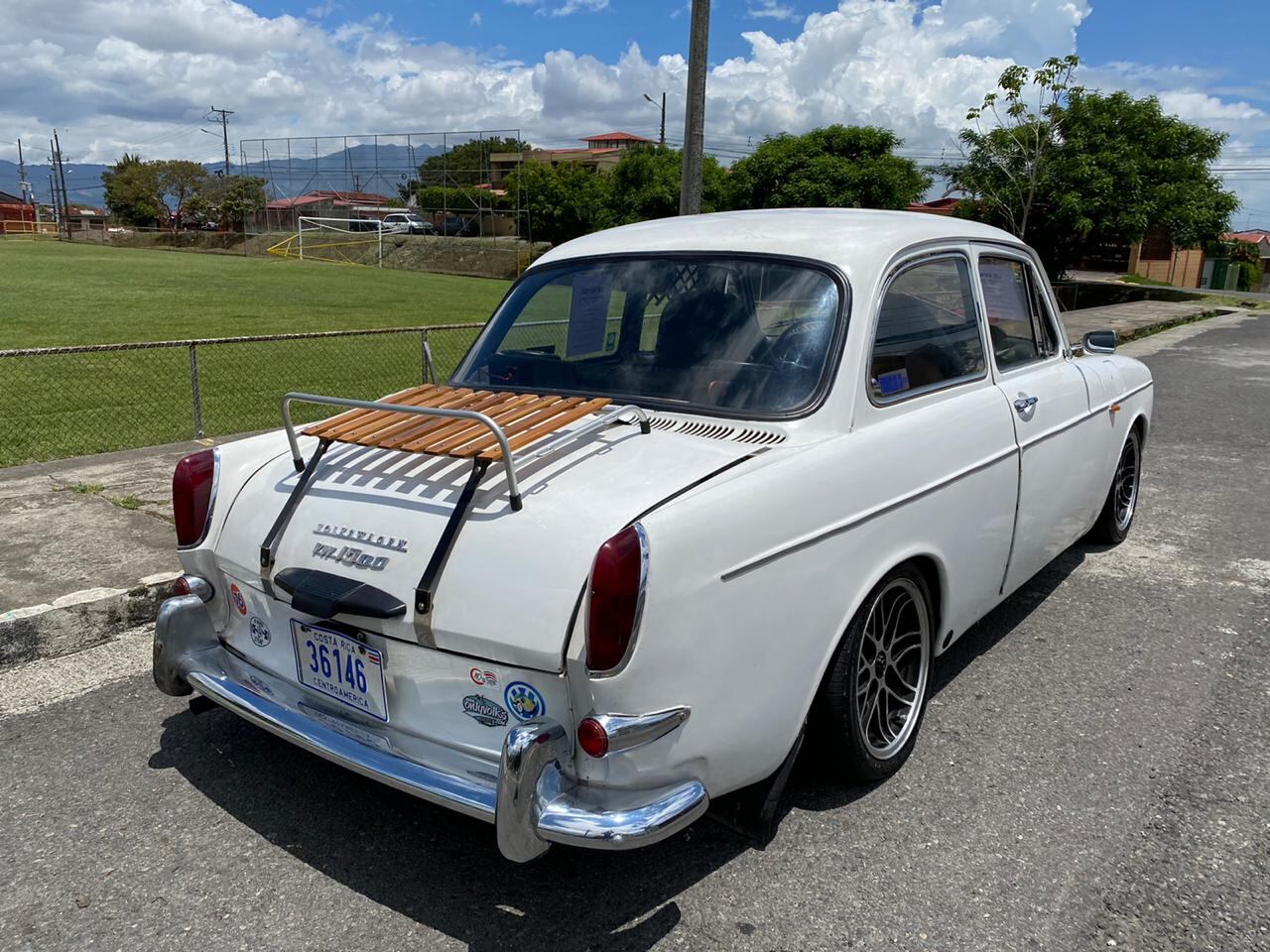 Carlos Codero Vargas se anamoró de una Volkswagen Nostback Tipo 3 desde que tenía siete años