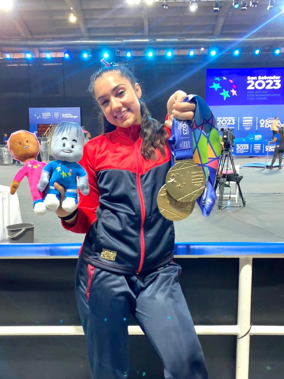 María Paula Salas Rodríguez es una taekwondista que tiene 20 años y ganó dos medallas de oro en taekwondo pumsae de los Juegos Centroamericanos y del Caribe San Salvador 2023