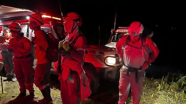 Cruz Roja busca a hombre y mujer extraviados en montaña de Pejibaye