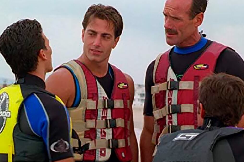 Muere Michael Newman, estrella de la serie Baywatch, a los 68 años. 20 de octubre de 2024