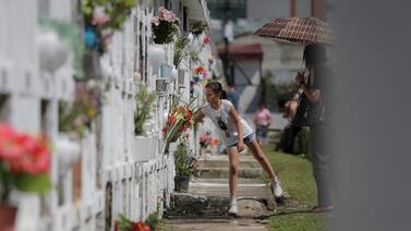 Ojo al horario de algunos cementerios de San José para el Día de los Muertos