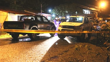 Escena de muerte sacude alrededores de escuela de la ciudadela 15 de Setiembre, Hatillo
