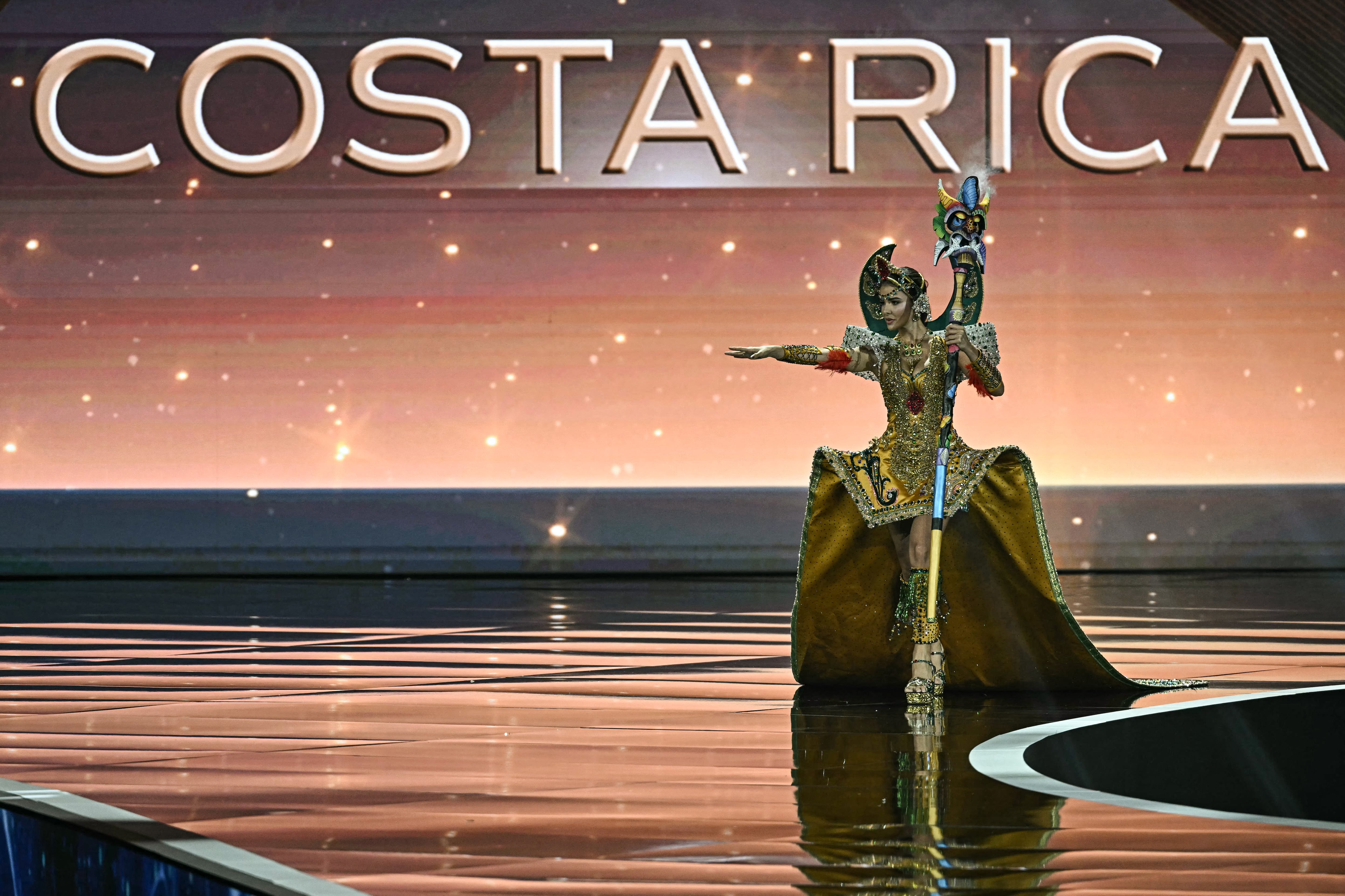 Miss Costa Rica Mahyla Roth