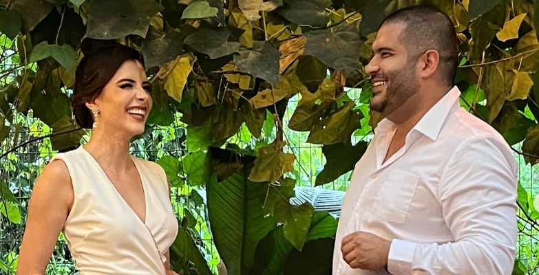 Maricris Rodríguez, presentadora de Giros, y su ahora esposo Andrés Torres