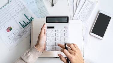 ¿Ya revisó su colilla de pago? A partir del 1.° de enero aumentaron las cuotas para la CCSS y Hacienda