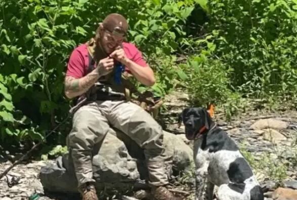 Jacob “Jake” Schmitt y Buddy