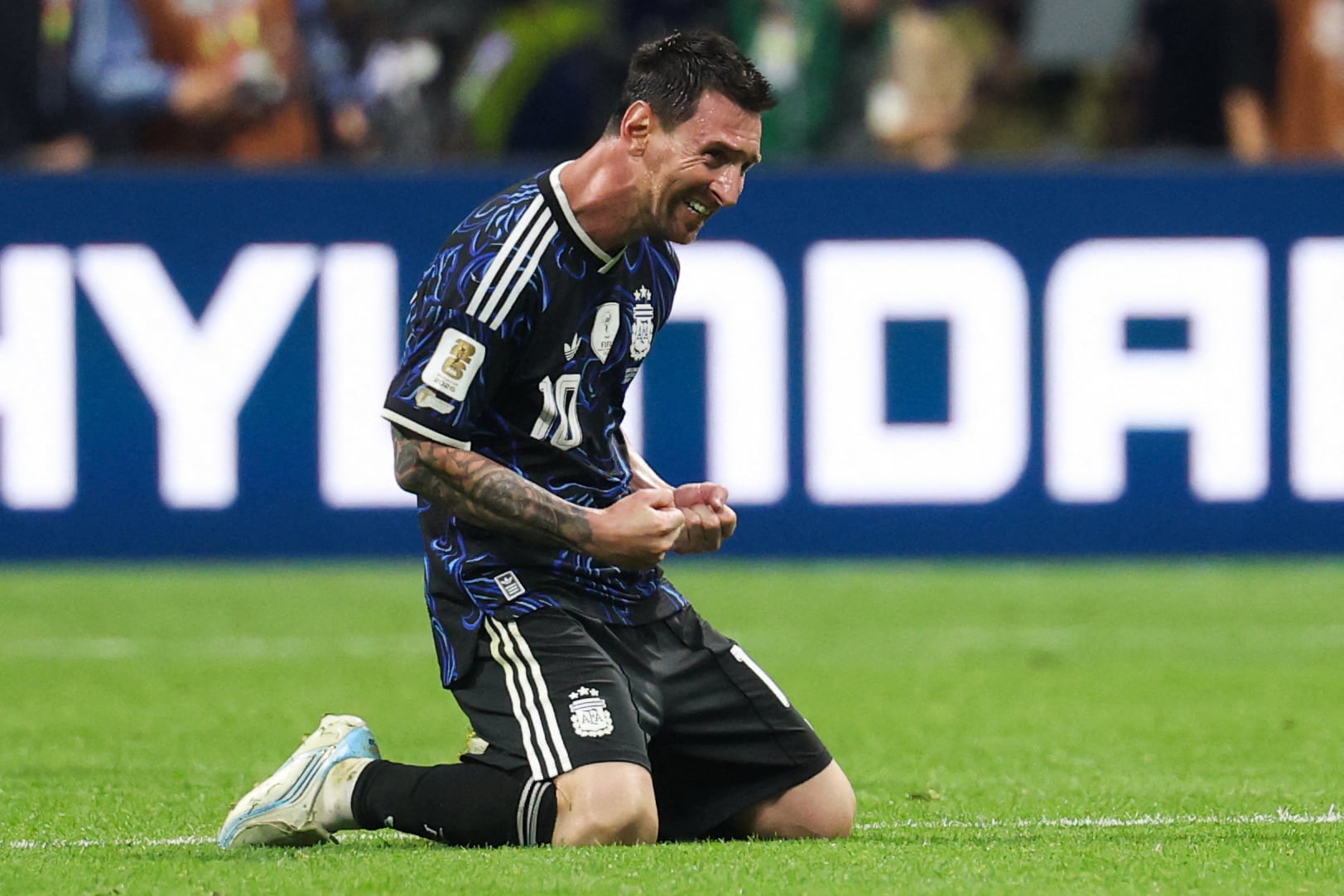 Lionel Messi festeja el triunfo de Argentina ante Inglaterra por las semifinales del Mundial 2026 en Atlanta. La Pulga irá por su segundo título, el domingo ante España.