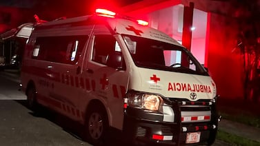 Señora de 60 años sufrió una trágica muerte cuando trató de cruzar una calle