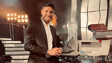 A punta de voz y sacrificio: así se forjó Douglas Hernández en la radio