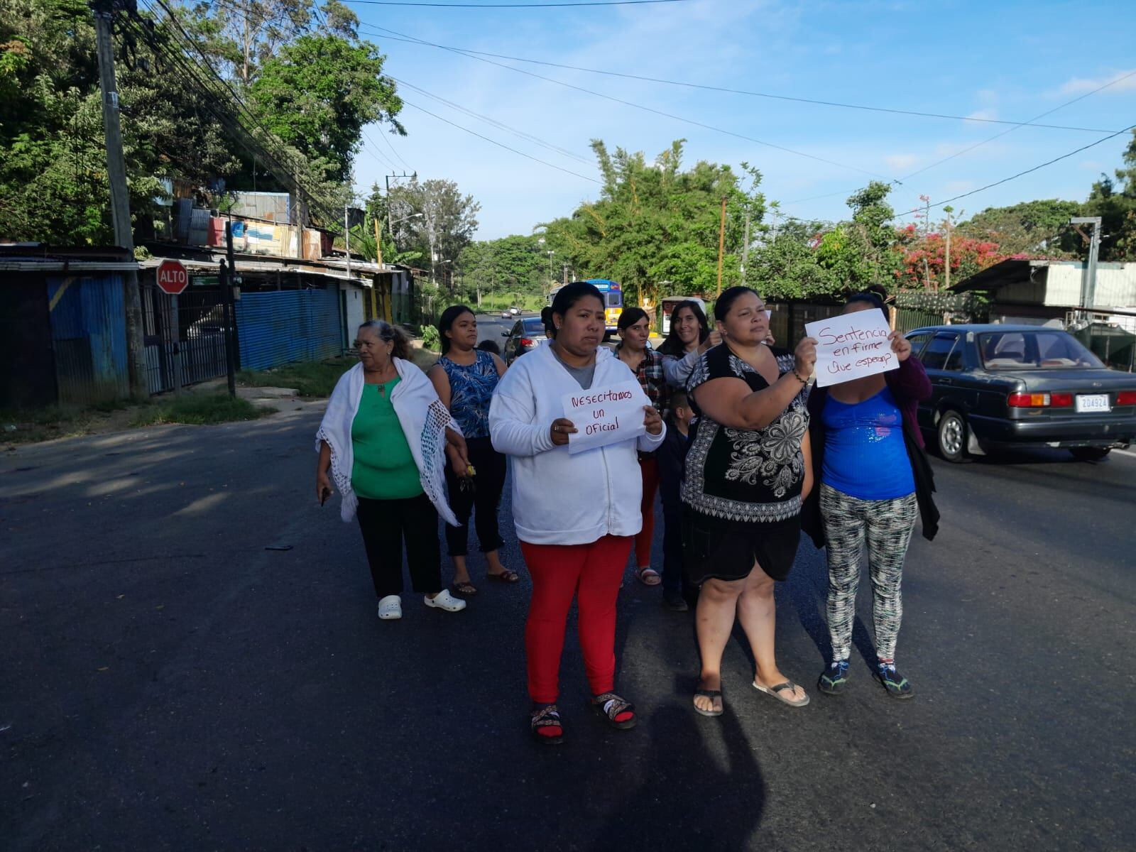 Demandan construcción de puente peatonal Cartago