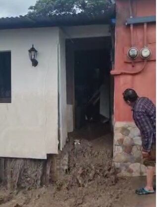 Inundaciones en Cartago. Captura de video.