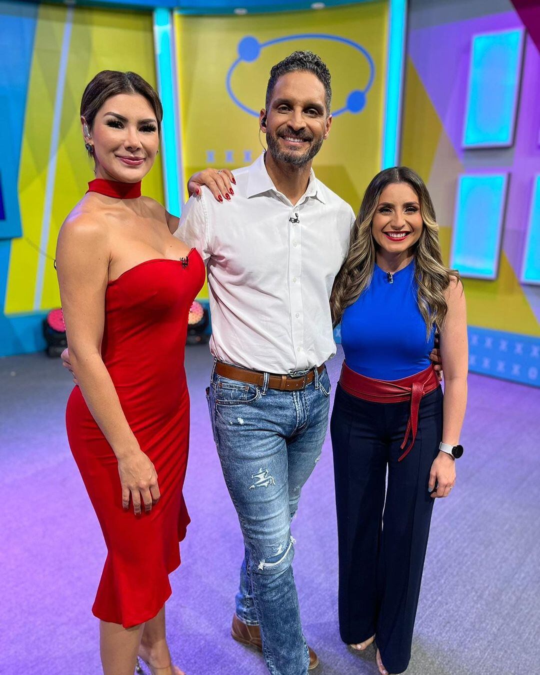 De boca en boca Mauricio Hoffmann, Montserrat del Castillo, Natalia Monge y Bismarck Méndez