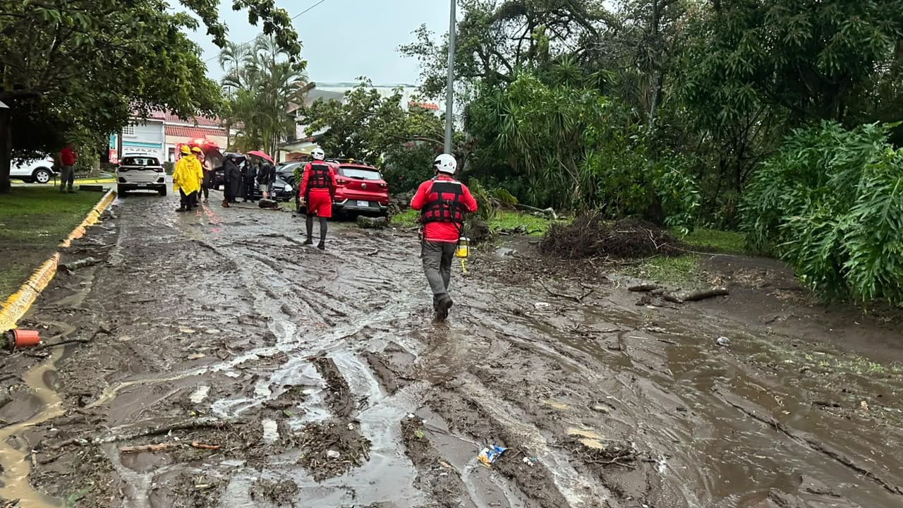 Deslizamiento en San Pablo de Heredia