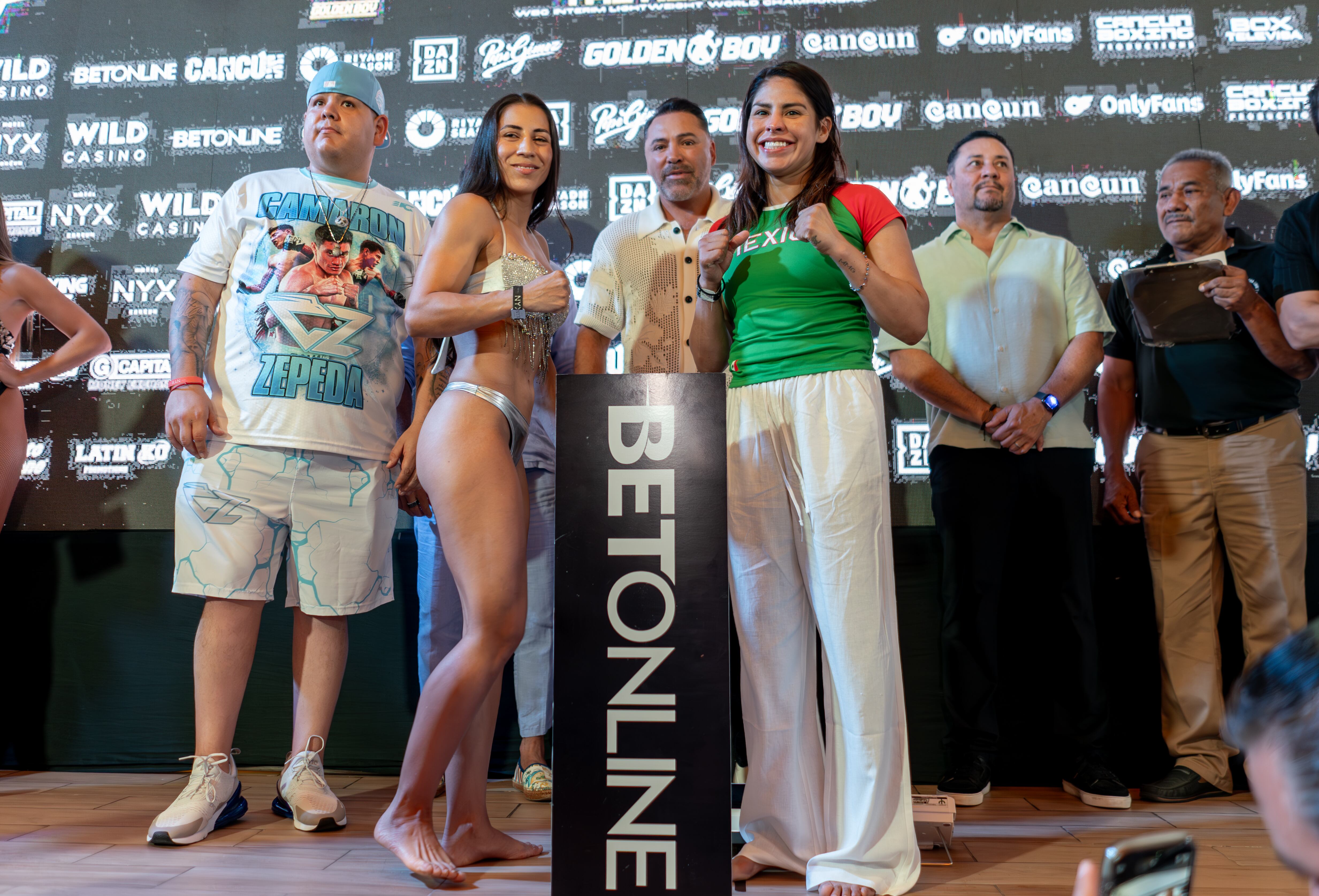 Yokasta Valle y Marlene Esparza, cara a cara, 112 lilbras