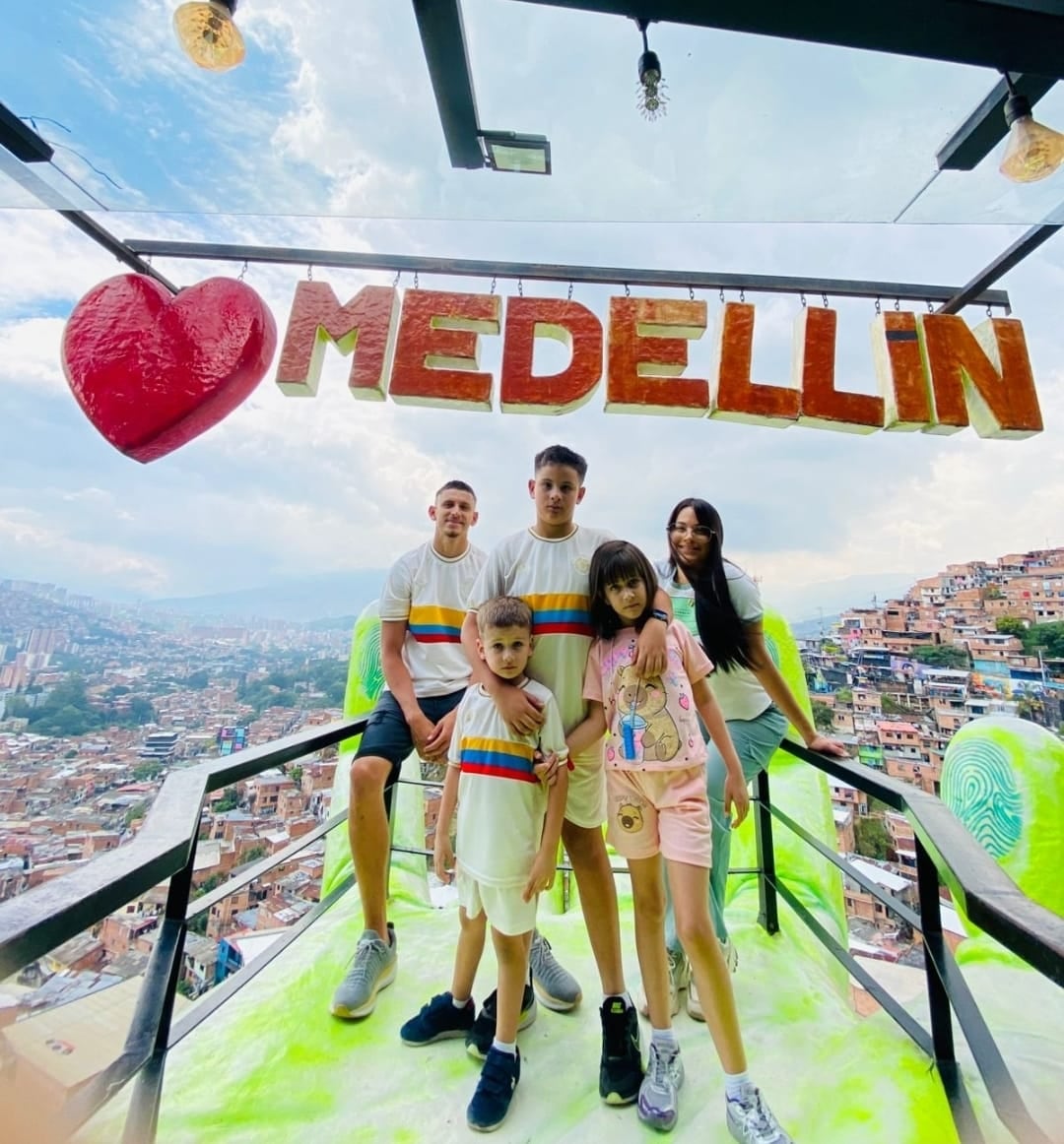 Luis Flores, volante del Cartaginés.