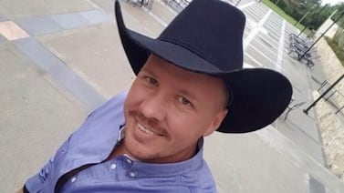 Teletica sorprende a Michael Bleak en un día muy especial para el experto taurino