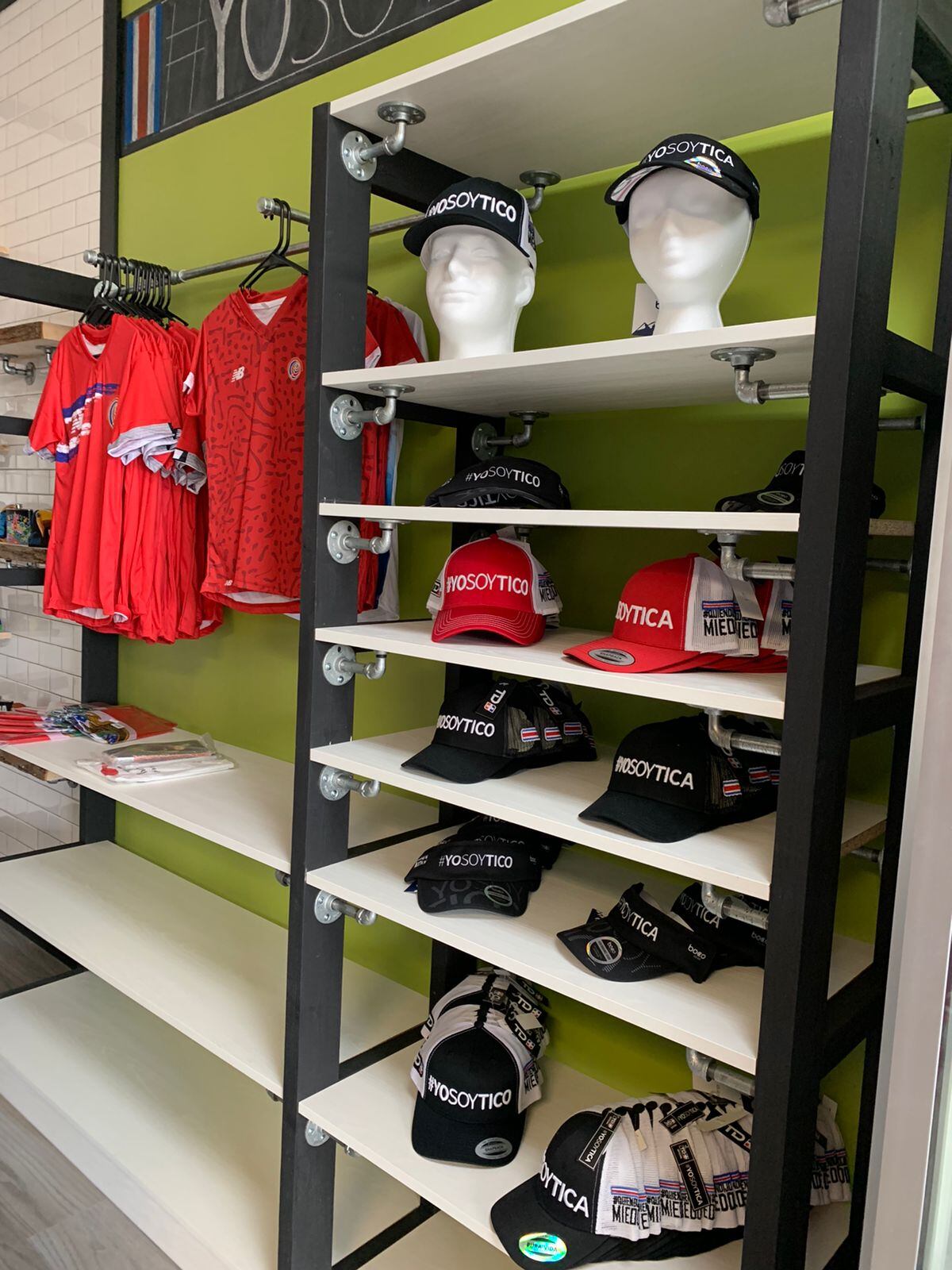 El tico Geovanny Rodríguez tiene una pulpería en Estados Unidos