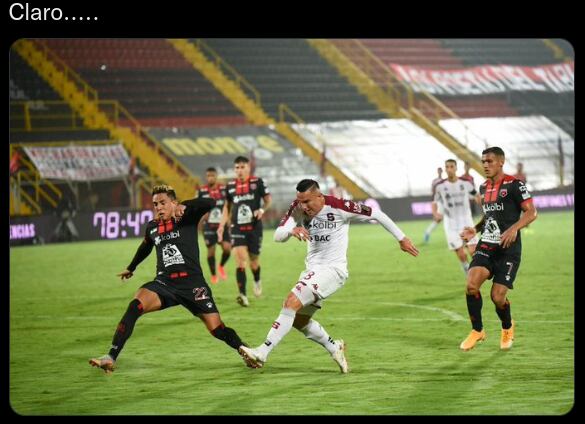 Aficionados de Saprissa inundaron las redes de la Liga con jugadas historicas del cuadro morado. Twitter.