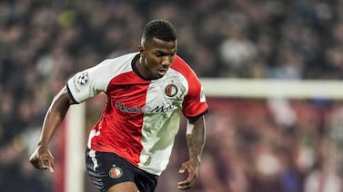 ¿Cómo le fue a Jeyland Mitchell con el Feyenoord en el partido de Champions League?