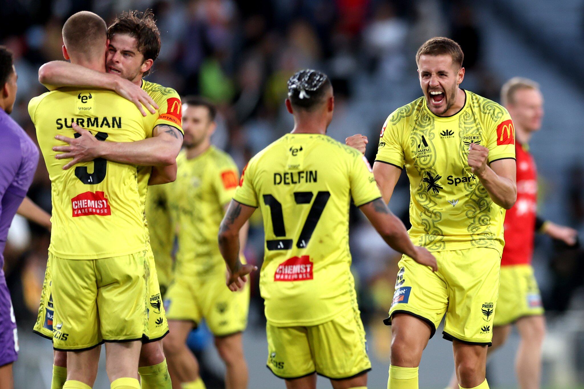 Youstin Salas (17) vivió intensamente su primera asistencia con el Wellington Phoenix.