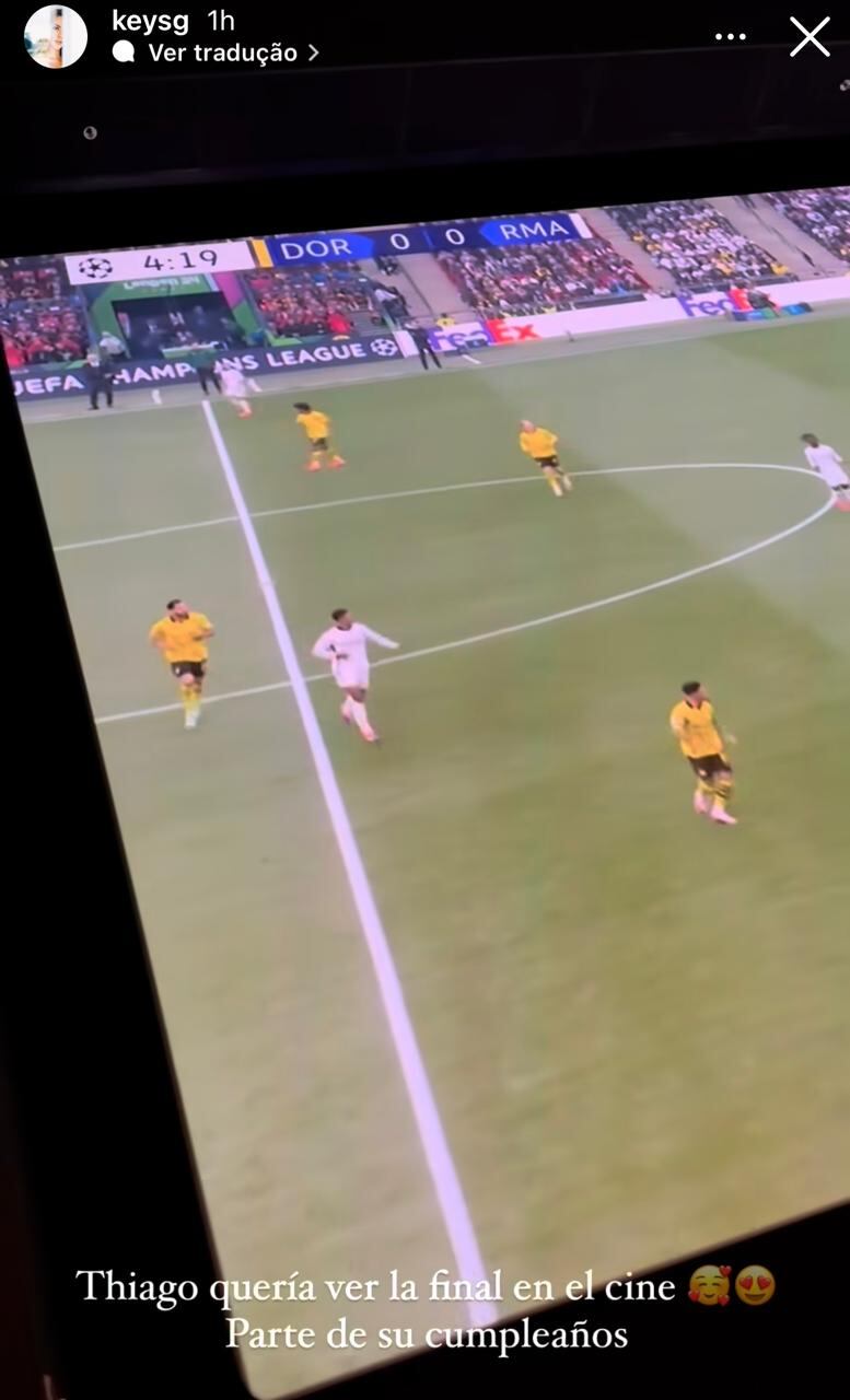 Keyla Sánchez celebra cumpleaños a su hijo Thiago en el cine.