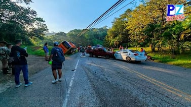 Así quedó autobús luego de terrible de accidente que dejó decenas de heridos