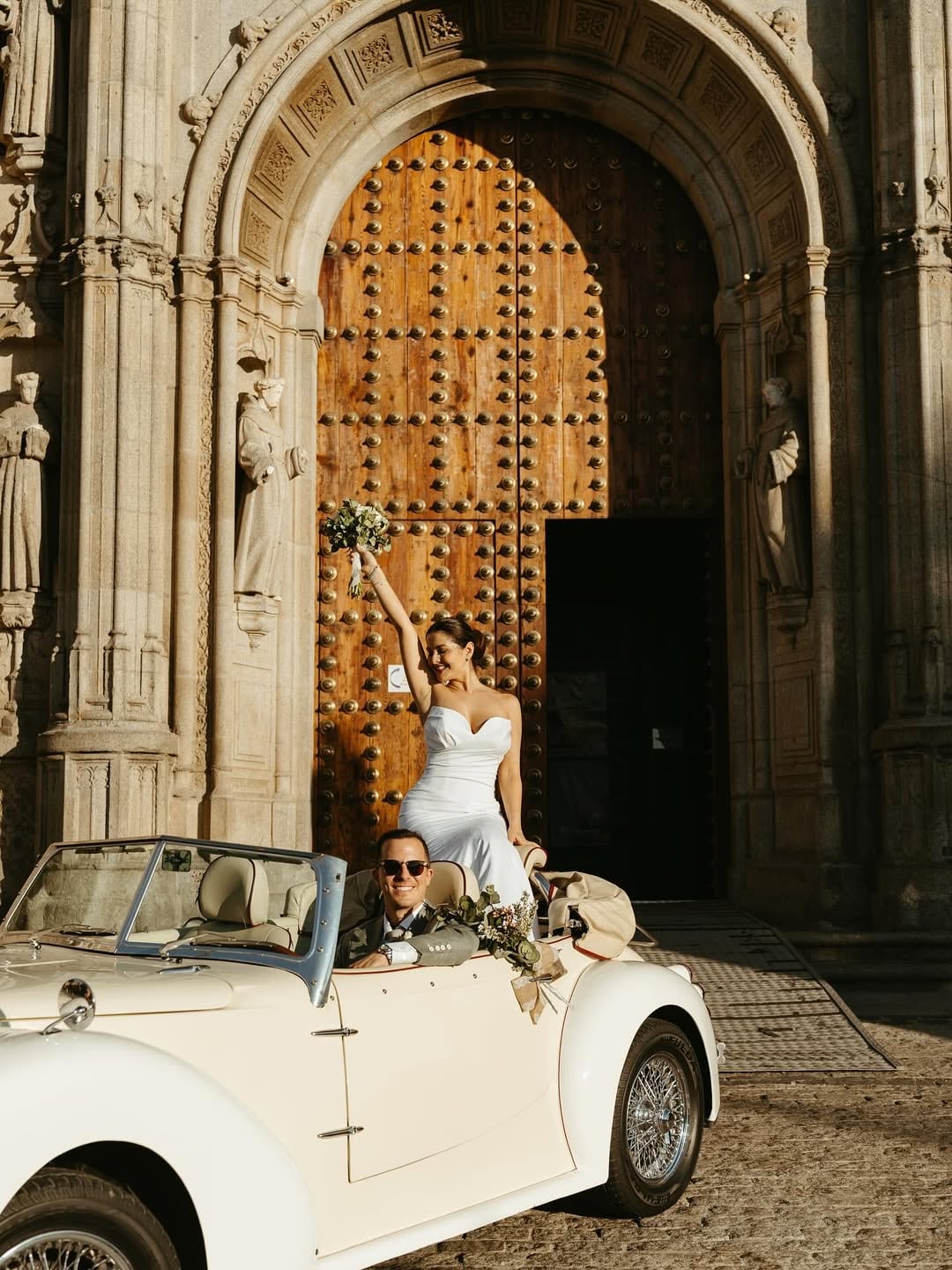 Shirley Álvarez y Daniel Vargas en su boda en Toledo, España, el 11 de julio de 2025